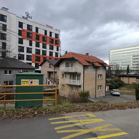 Saraj Lux * Сараево